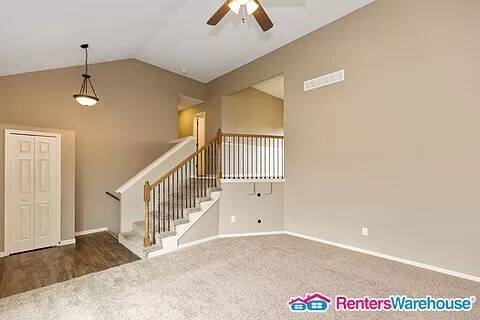 Foto del edificio - 3 Bed 2 Bath in Gardner! Available 11/1!