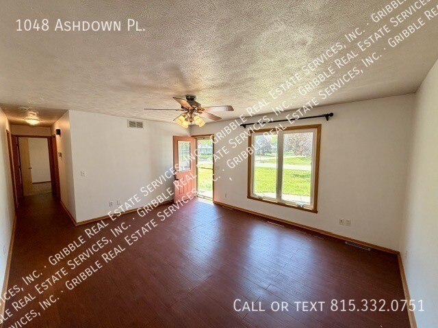 Foto del edificio - 1048 Ashdown Pl