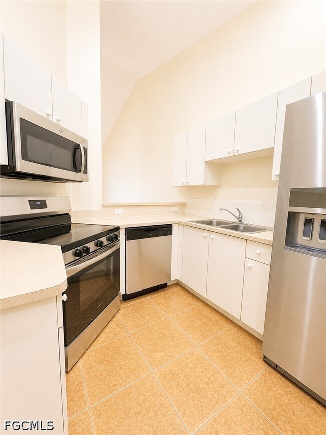 Foto del edificio - 509 NE 24th Pl