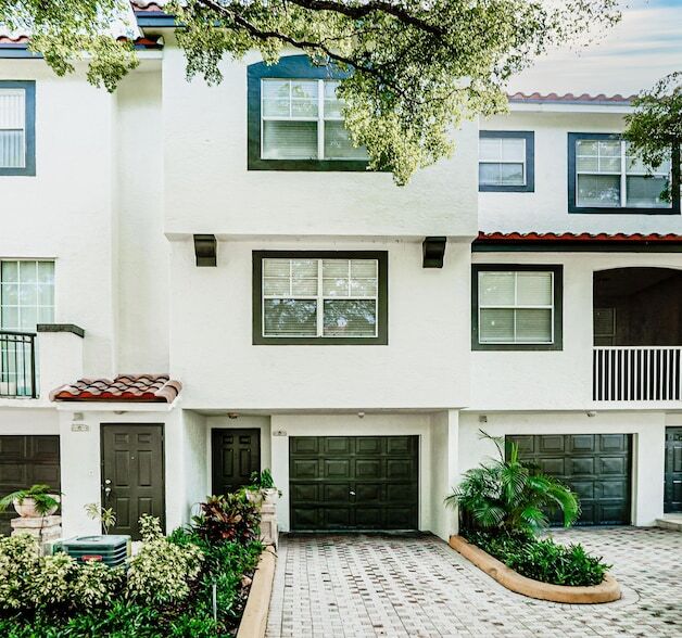 Foto del edificio - 20889 St Andrews Blvd