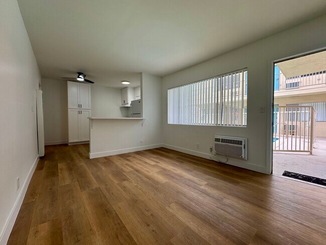 Foto del edificio - 1230 W 29th St