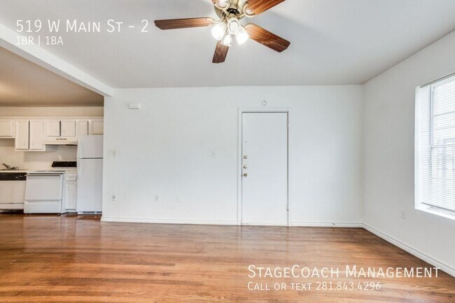 Building Photo - Discover Your Oasis in the Heart of Montrose!