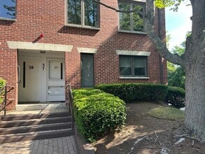 Building Photo - 126 Merrimac St