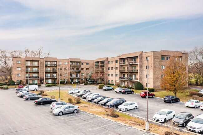 Building Photo - 1400 N Elmhurst Rd