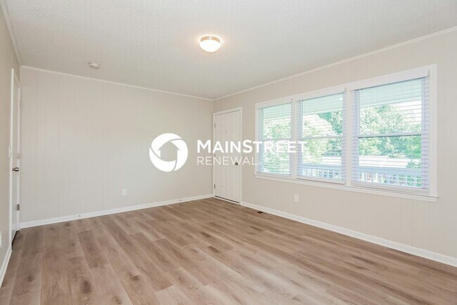 Foto del edificio - 3 Bedroom Pet-Friendly Home in GASTONIA, N...