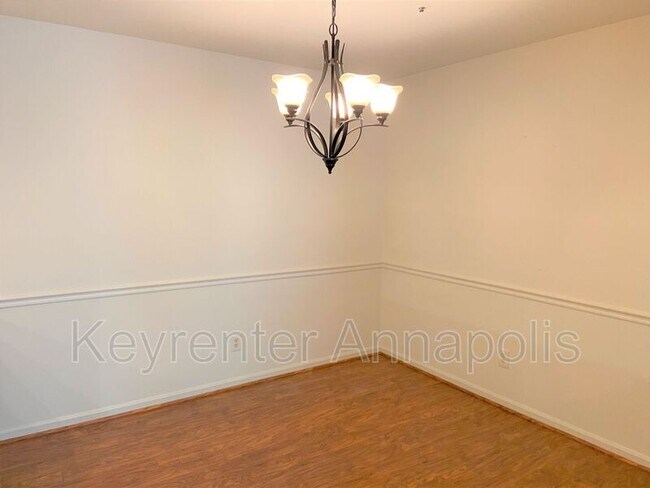 Foto del edificio - 2711 Summerview Way