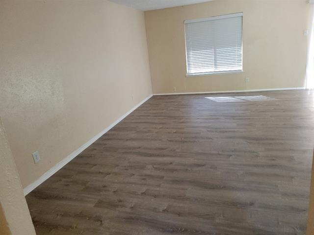 Foto del edificio - 3353 Northwood Ln