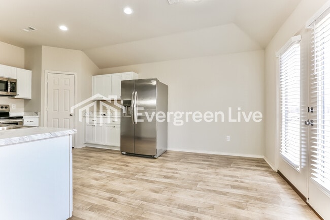 Building Photo - 22 Erwin Dr