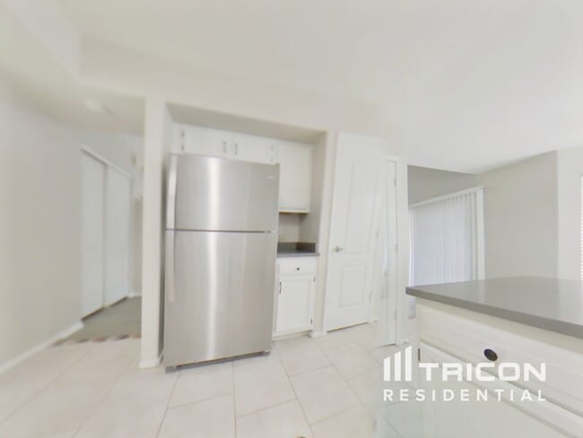 Foto del edificio - 929 N Kingston St
