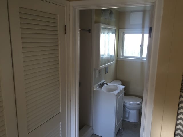 Building Photo - Henderson Terrace