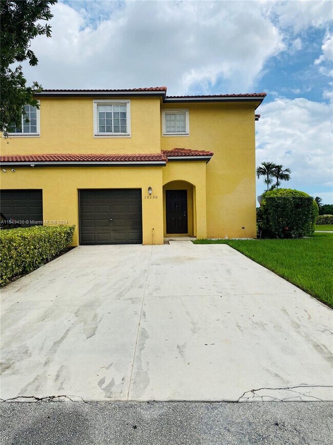 Foto del edificio - 10150 SW 21st St