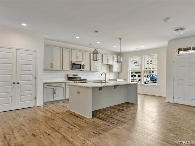 Building Photo - 3045 Fletcher Aly