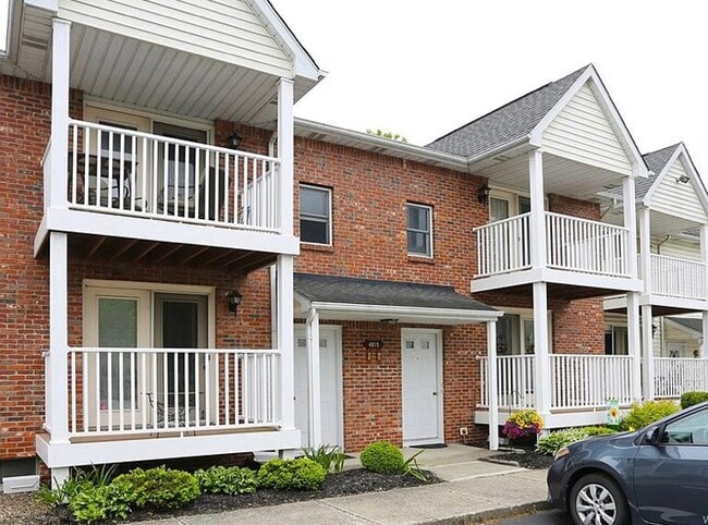 Building Photo - 4615 Chestnut Ridge Rd
