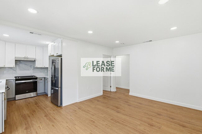 Foto del edificio - 5953 Guthrie Ave