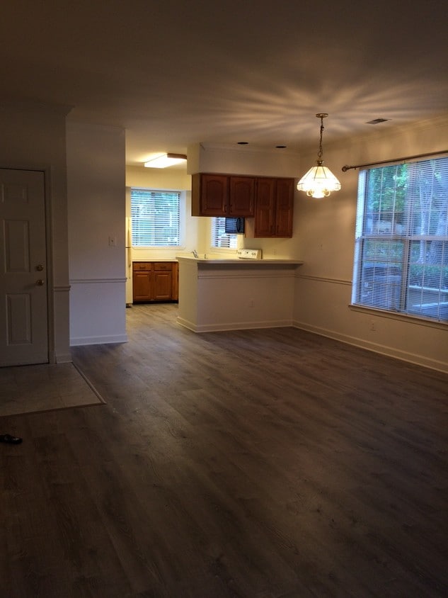 10820 Antigua Terrace Unit 101, North Bethesda, MD 20852 Condo for