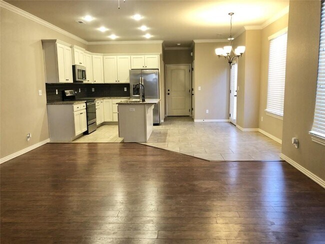 Foto del edificio - 1089 N Leverett Ave