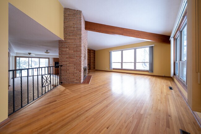 Building Photo - 1630 Skillman Ave W