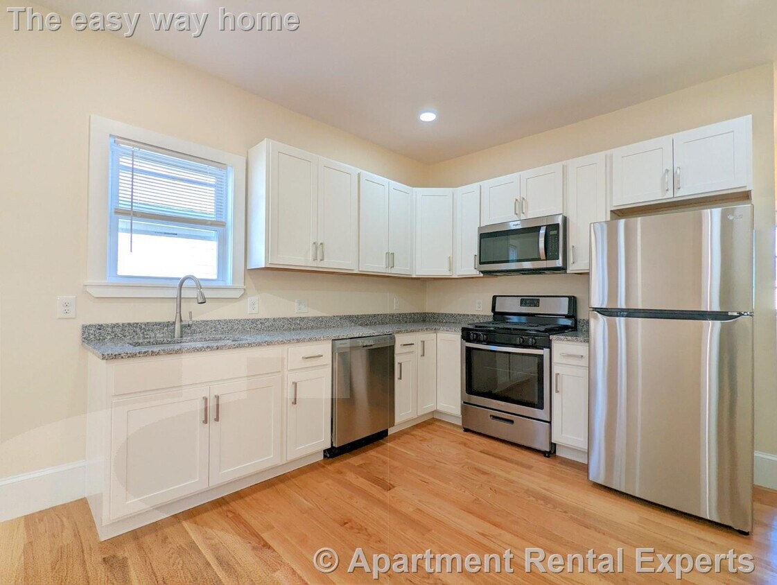 Primary Photo - Union Sq. 3 BR, 2 Baths - Gut Reno - Laund...