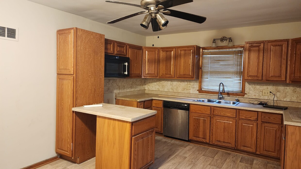 Foto del edificio - 5320 N 44th St