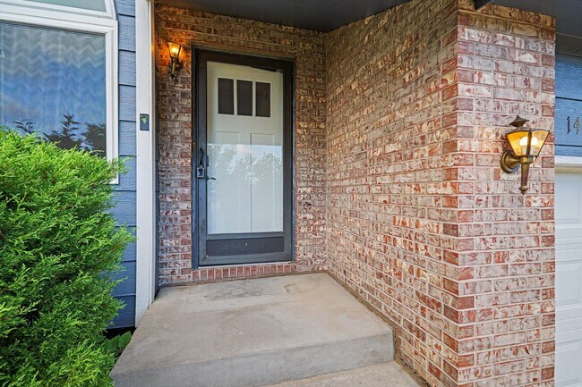 Building Photo - 1445 Witches Willow Ln