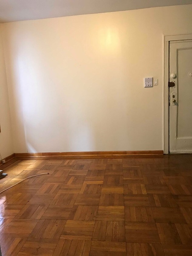 202 Avenue U Unit 3r Brooklyn Ny 11223 Apartment For Rent In