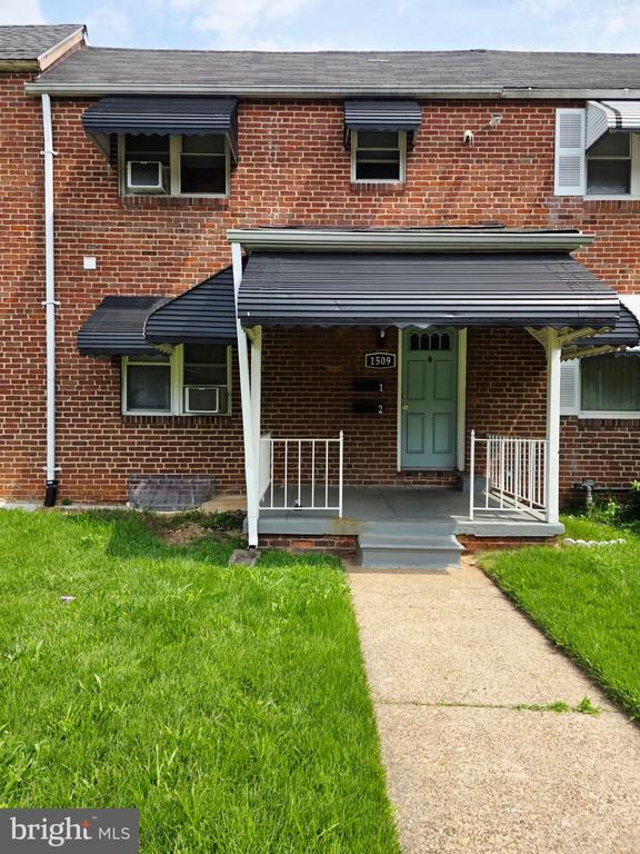 Building Photo - 1509 N Decker Ave