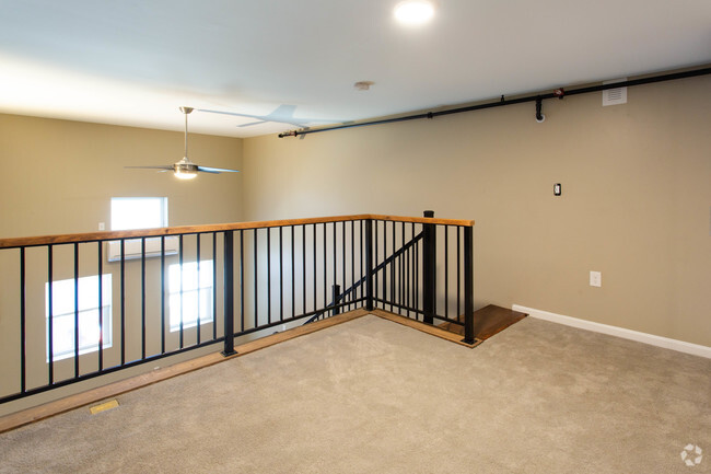 1BR, 1BA - The Concord Lofts