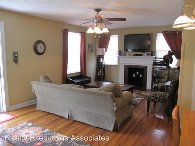 Building Photo - 3 br, 1 bath House - 1844 Kettering Road