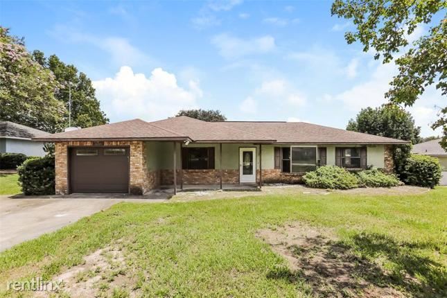 Primary Photo - 3 br, 2 bath House - 36544 Doral Dr
