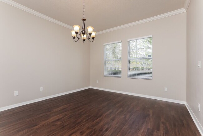 Foto del edificio - 1586 Danisco Pl