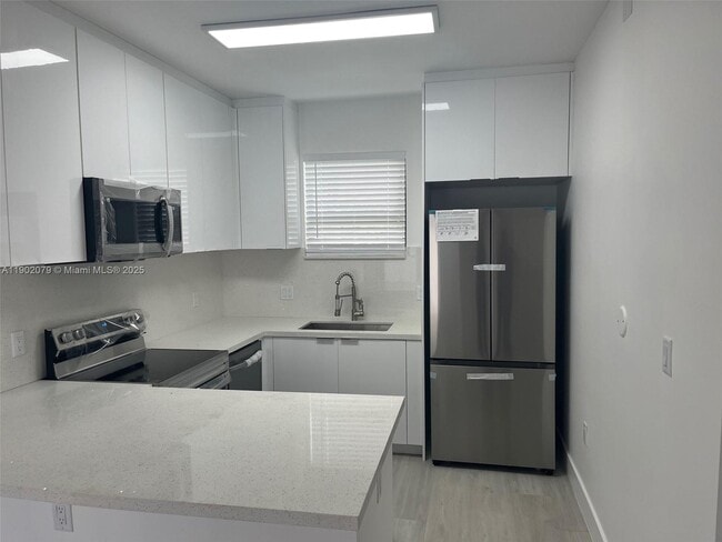 Foto del edificio - 772 NW 103rd St