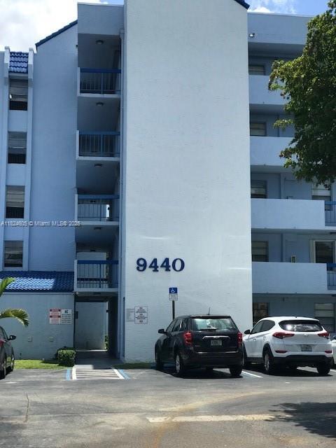Foto principal - 9440 Fontainebleau Blvd