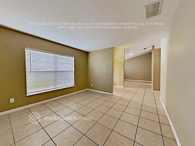 Foto del edificio - 628 Hatchwood Dr
