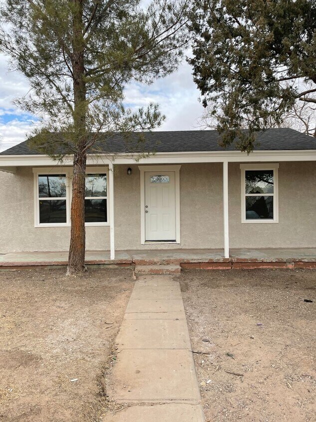 3 br, 1 bath House - 1619 N Delaware (030) - 3 br, 1 bath House - 1619 N Delaware  (030)