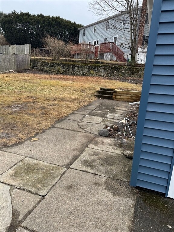 Building Photo - 324 Lowell St