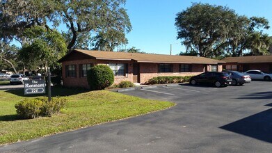 Building Photo - 706 Lee St