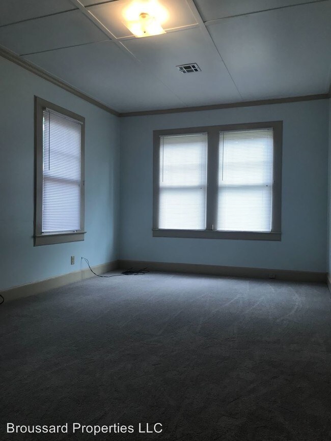 Building Photo - 1325 Lee Ave