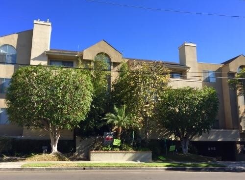 Building Photo - 1444 S Saltair Ave