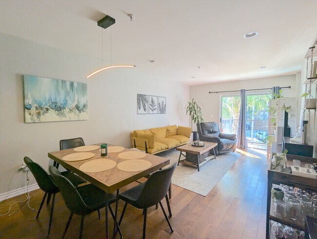 Fotografía del edificio - 7100 Alvern St