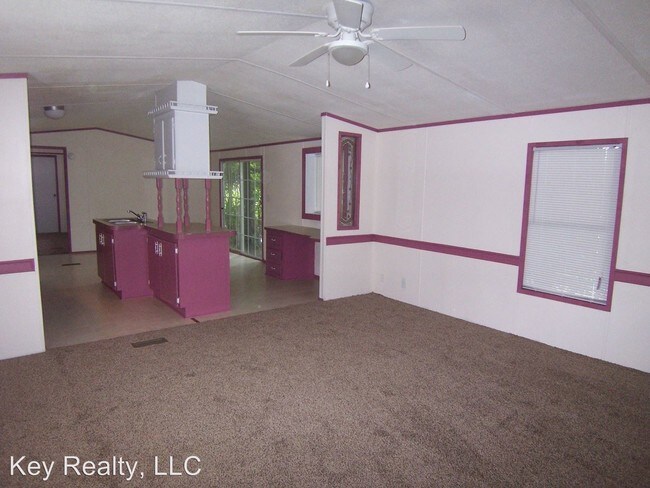 Building Photo - 1630 England Dr
