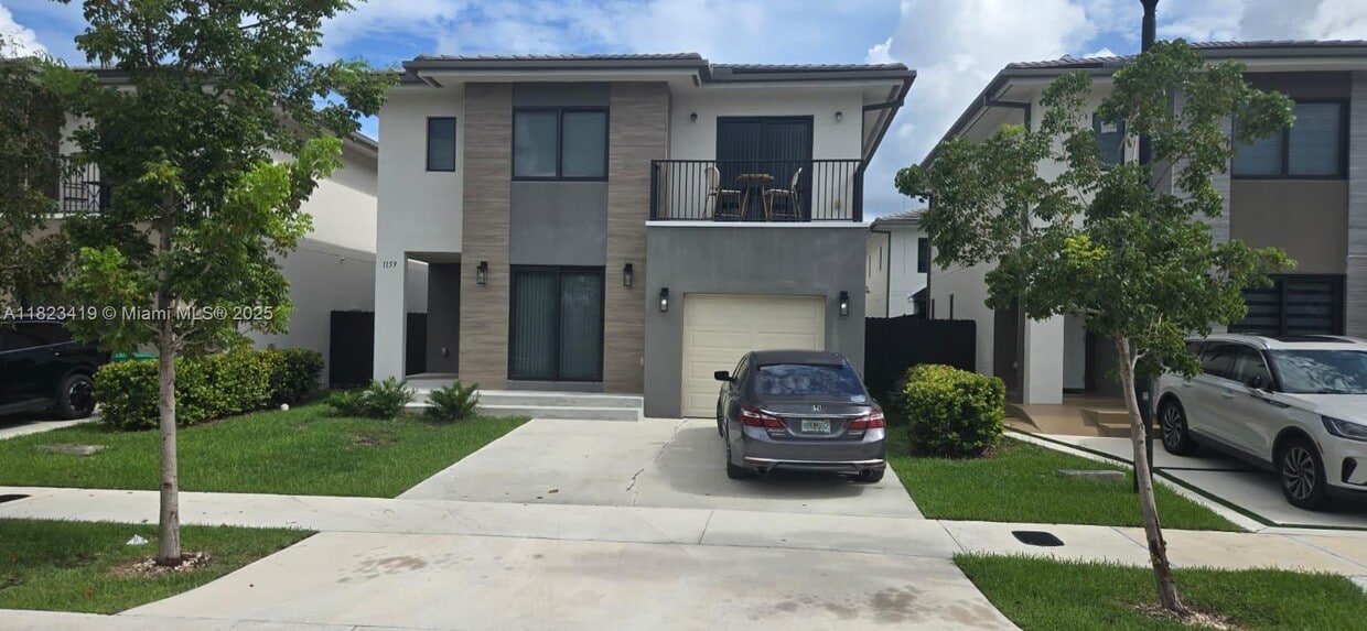 Primary Photo - 1159 NW 3rd St