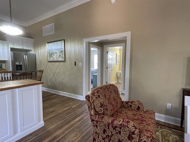 Foto del edificio - 40523 North End Rd