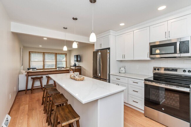 Foto del edificio - 80 Wertman Ln