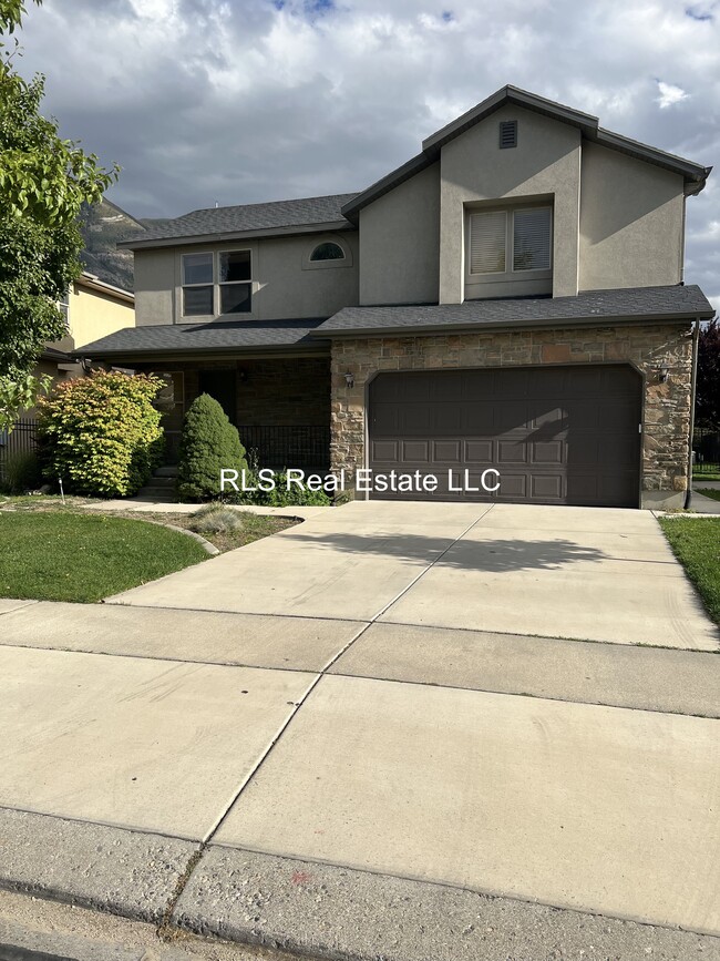 Building Photo - 4043 Cimarron