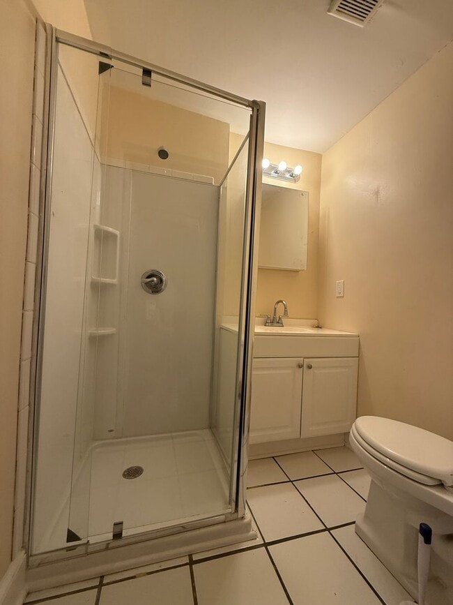 Foto del edificio - Two Bedroom/Two Bath for Rent