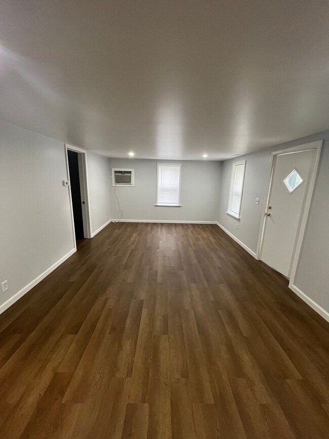 Building Photo - 2 bedroom home available in Cherry Valley