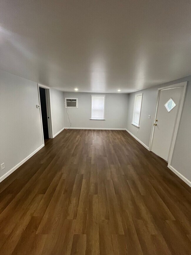 Foto del edificio - 2 bedroom home available in Cherry Valley