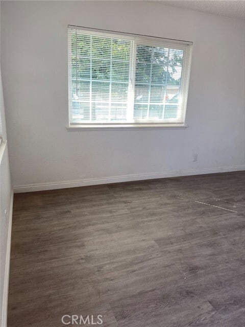 Foto del edificio - 7571 Wells Ave