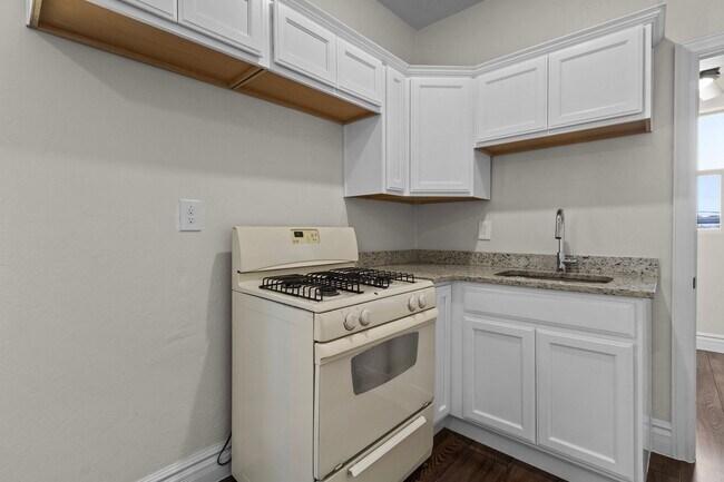 Foto del edificio - Yandell Unit 3