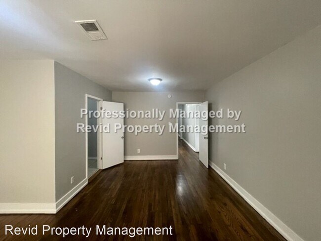 Foto del edificio - 4 br, 3 bath House - 1778 Edward Ave.